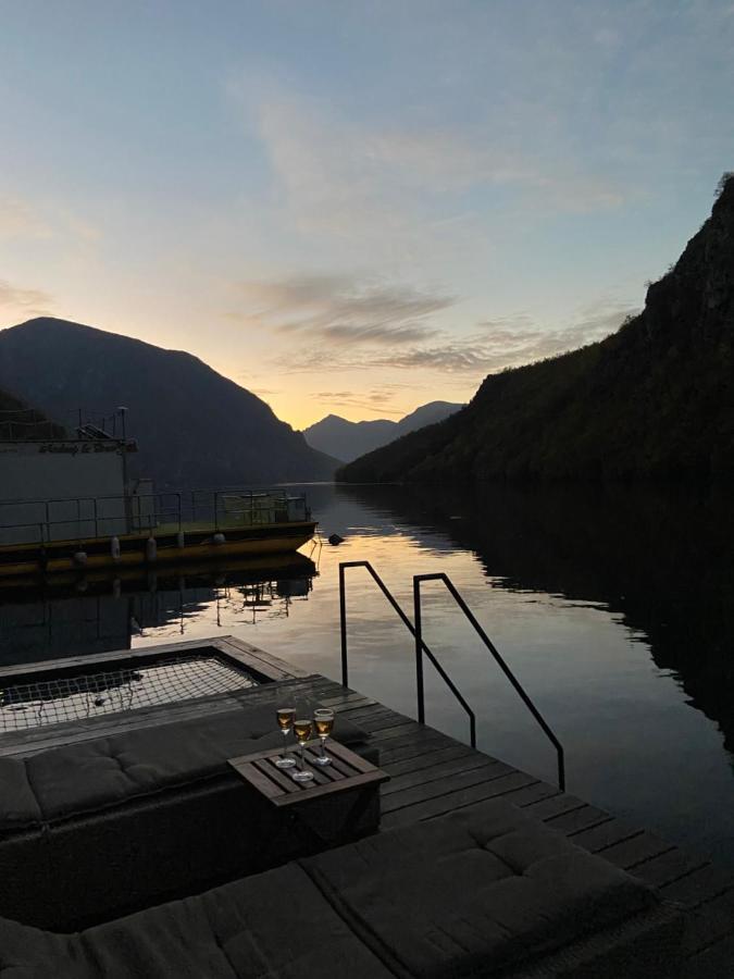 Floating House Perucac Lejlighed Eksteriør billede